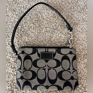Coach wristlet wallet - Black and Grey